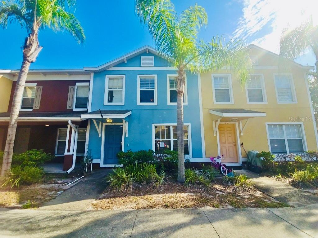 OAKS AT RIVERVIEW - Residential Lease