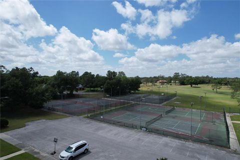 A home in WINTER HAVEN