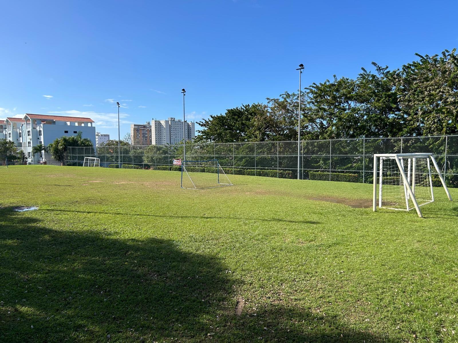 CONDOMINIO TORRES DEL ESCORIAL - Residential