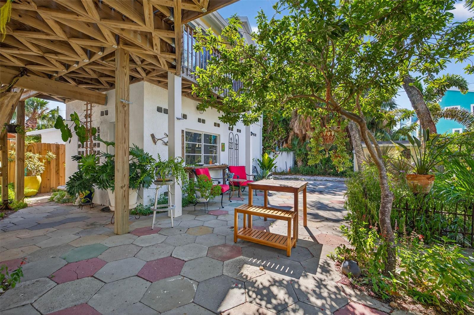 MOREY BEACH - Residential