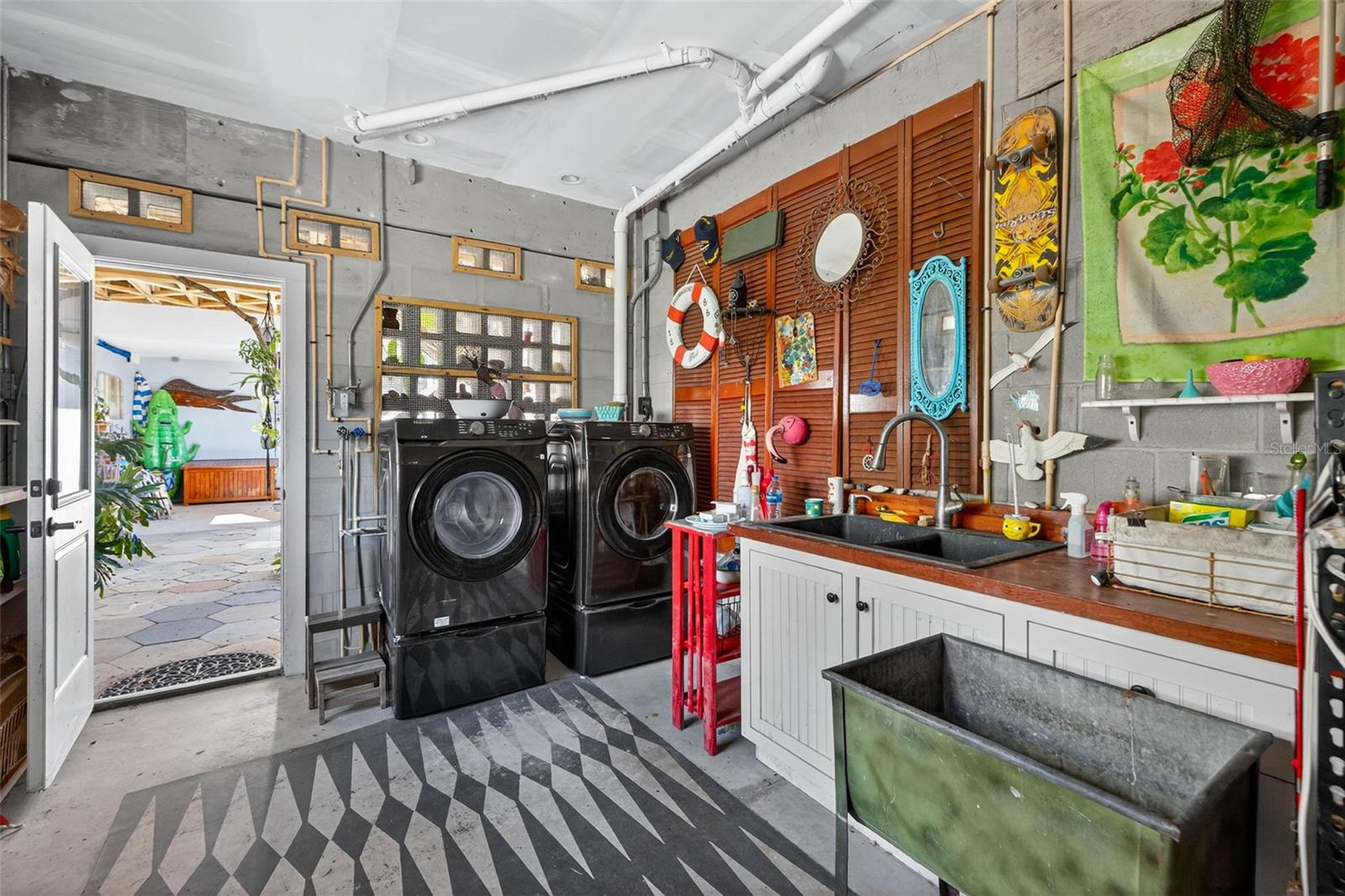 MOREY BEACH - Residential