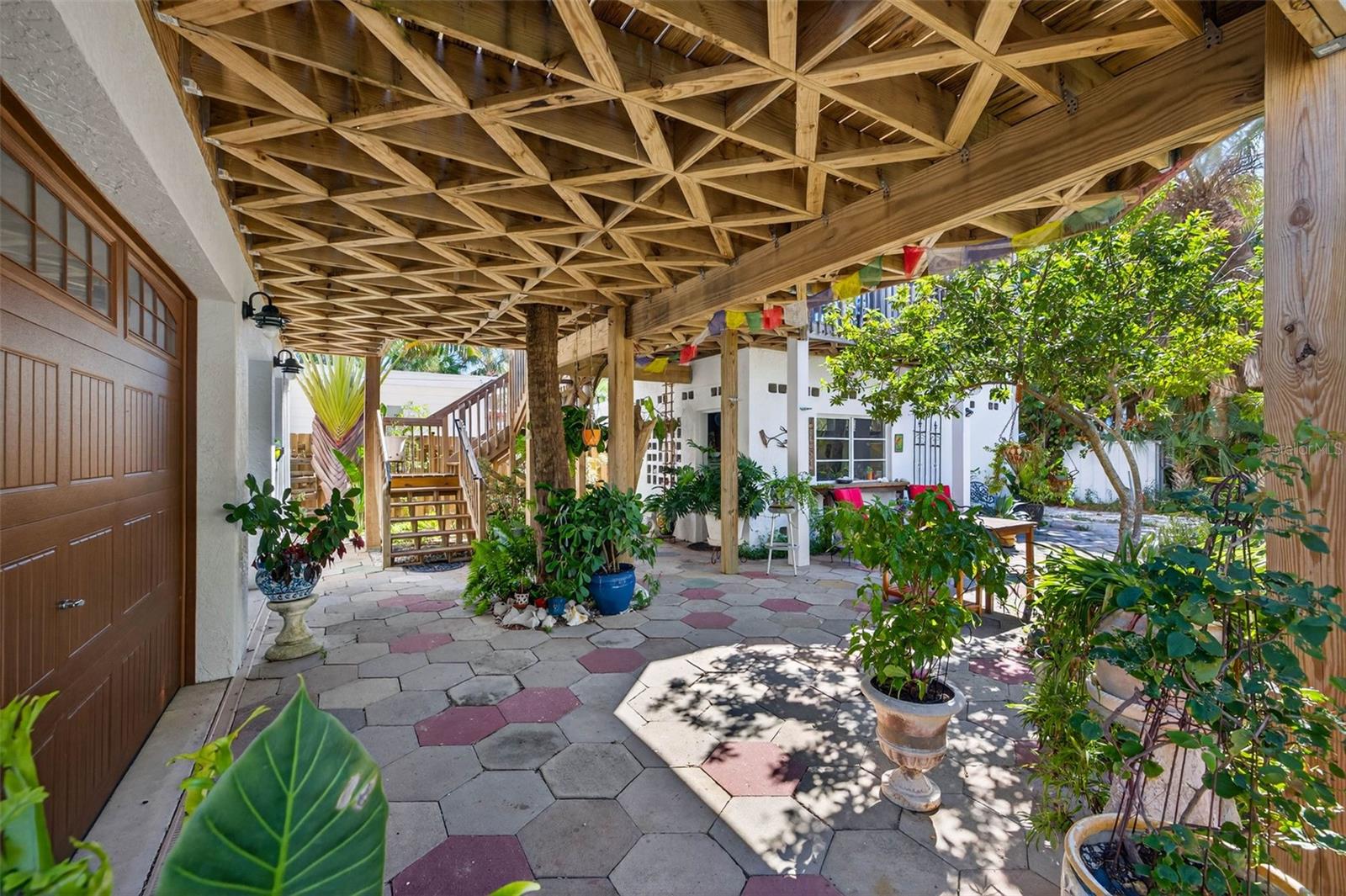 MOREY BEACH - Residential