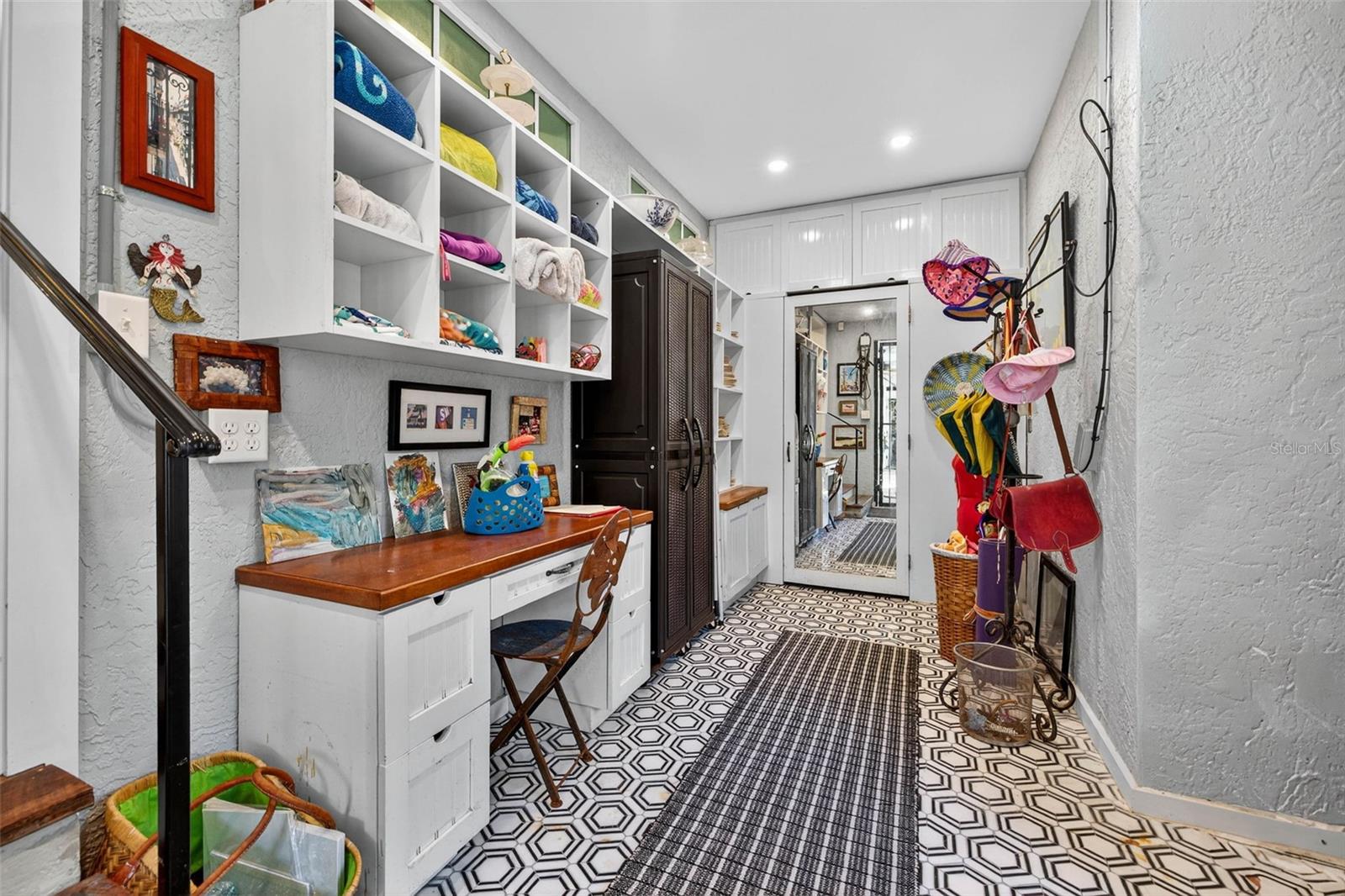 MOREY BEACH - Residential