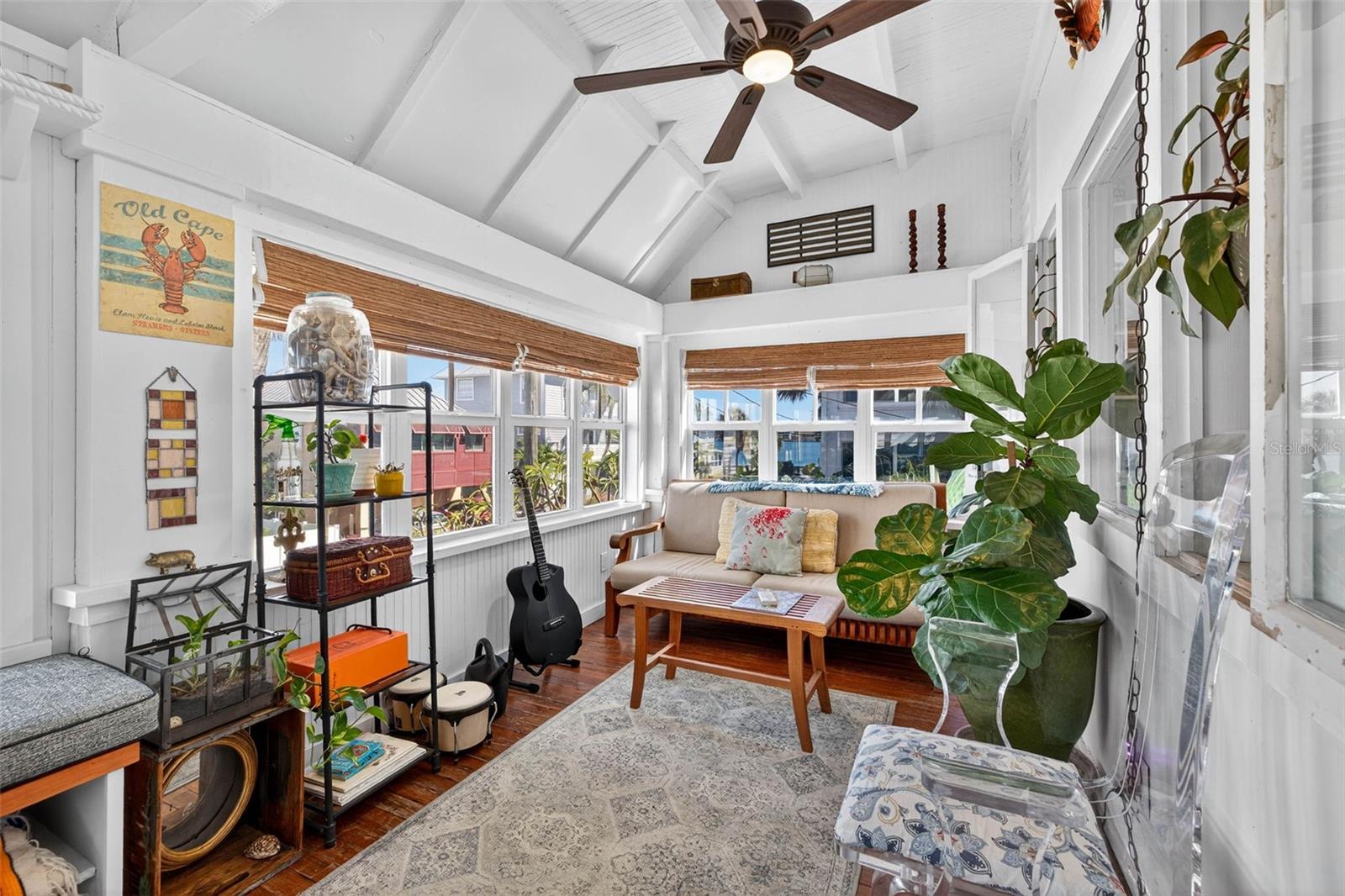 MOREY BEACH - Residential