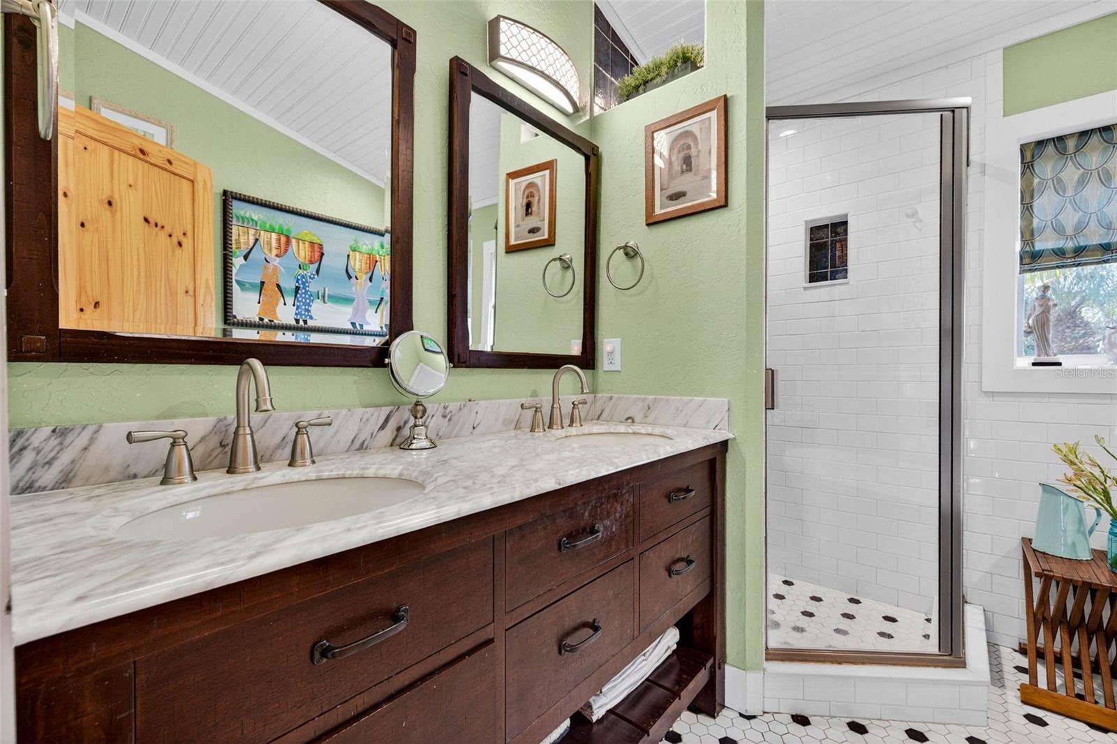 MOREY BEACH - Residential