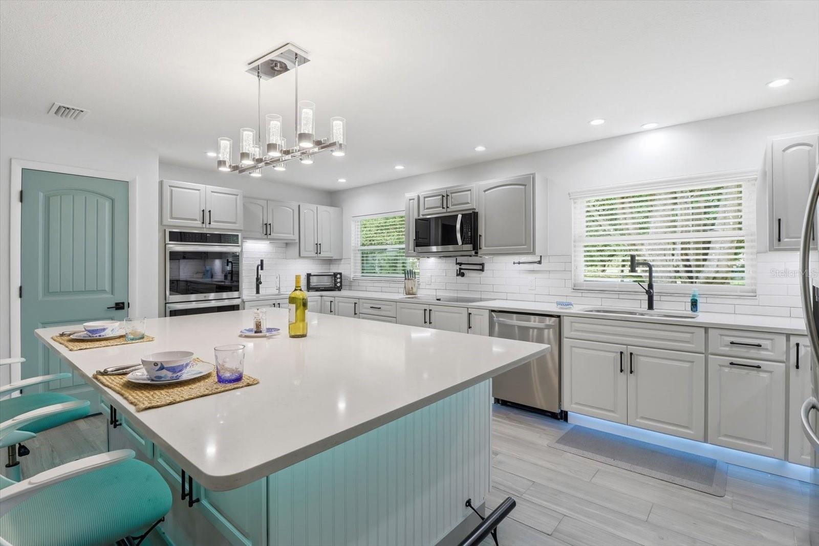 5109 S RUNNING BROOK DRIVE