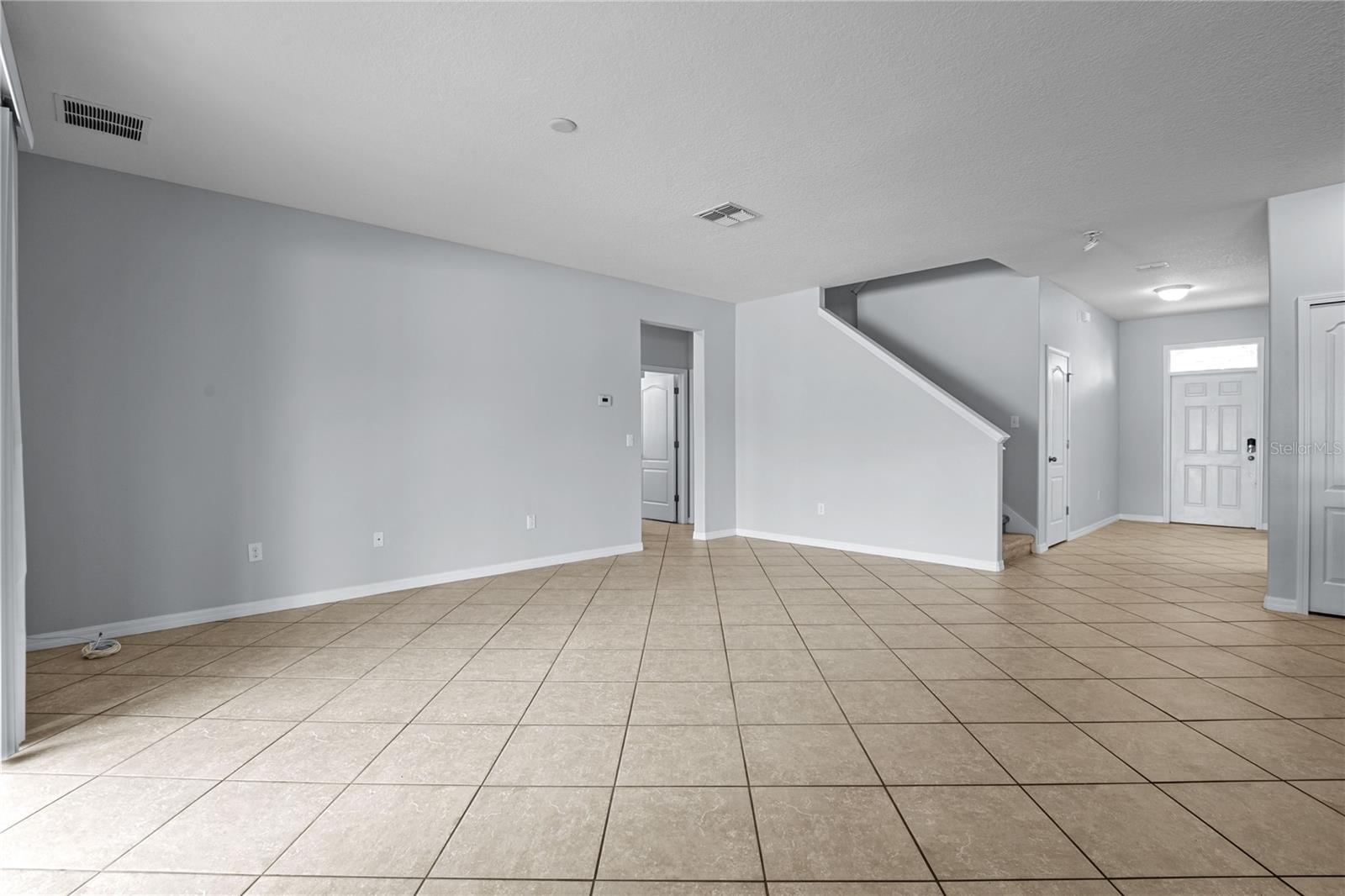 SUMMERFIELD CROSSINGS VILLAGE 2 TR - Residential Lease