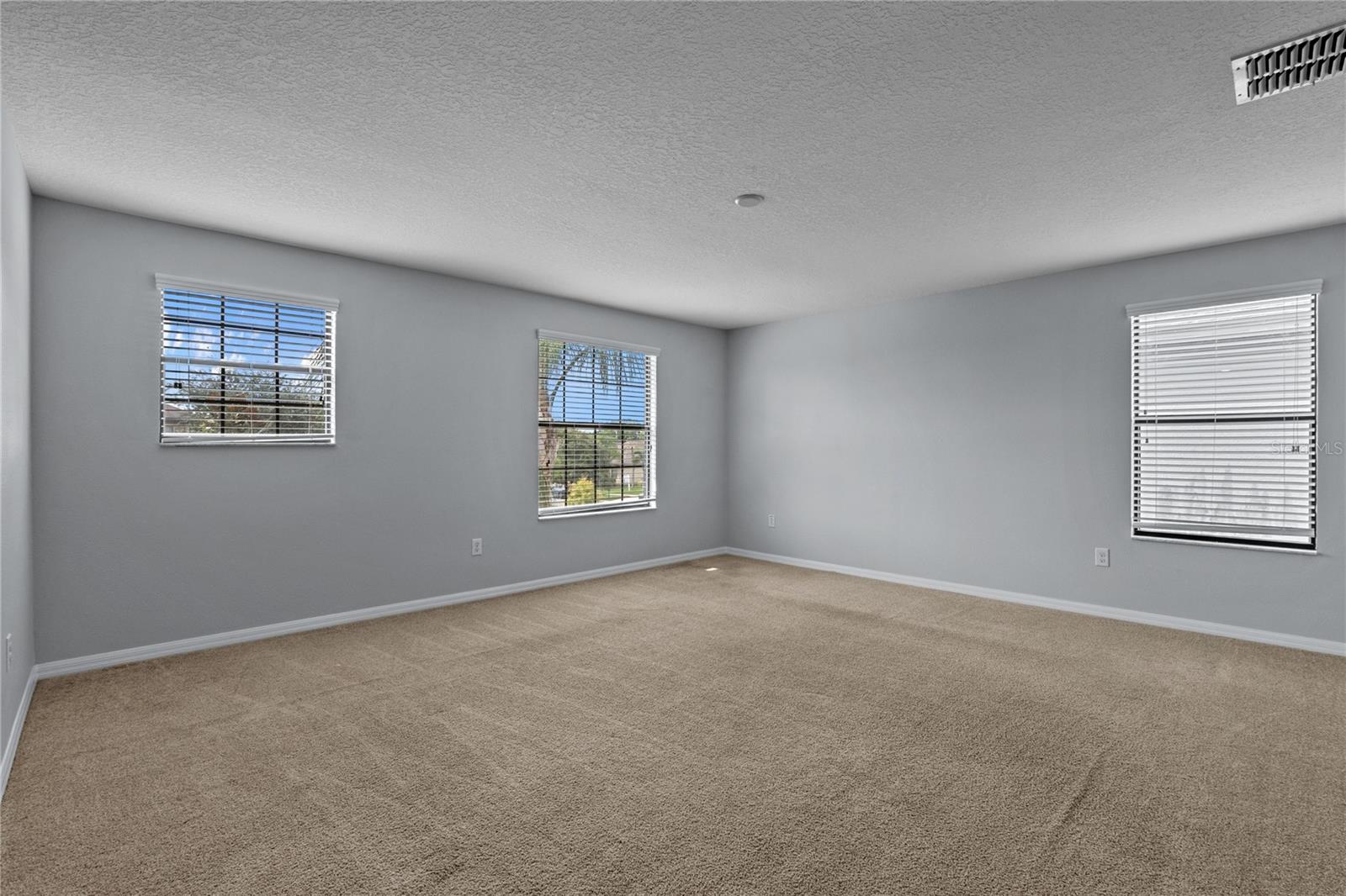 SUMMERFIELD CROSSINGS VILLAGE 2 TR - Residential Lease