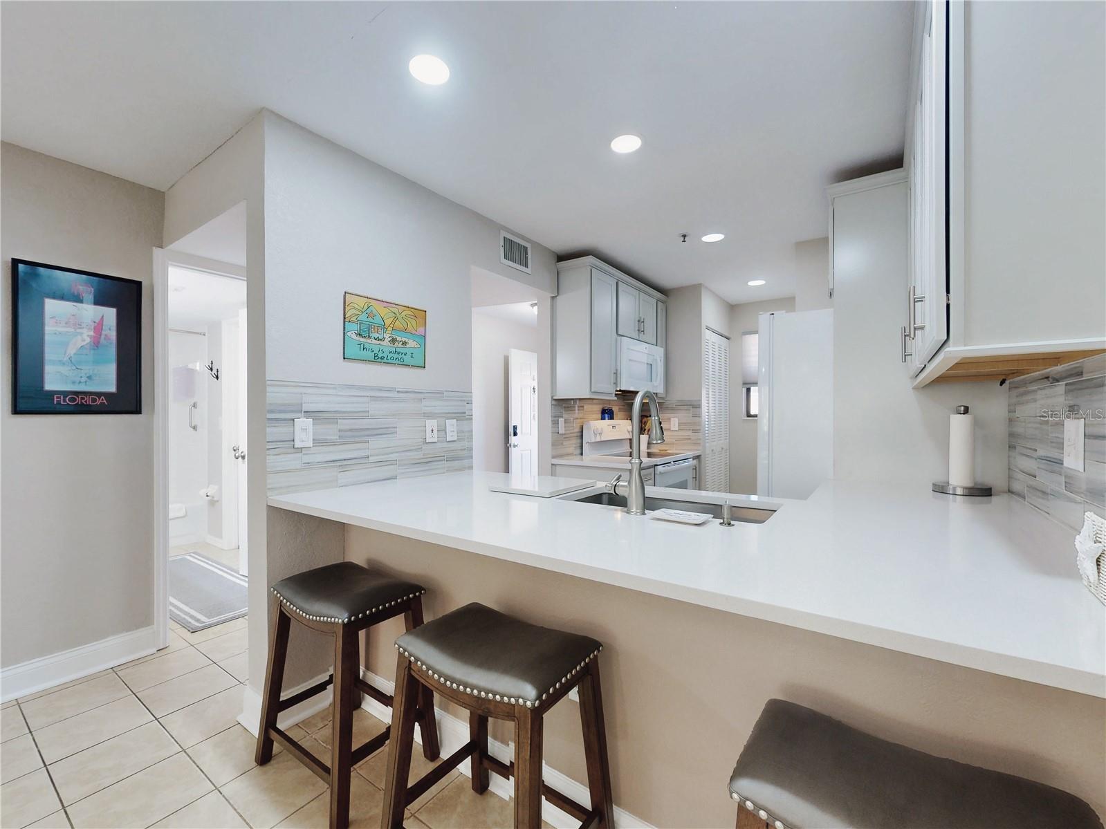 BOUCHELLE ISLAND CONDO - Residential