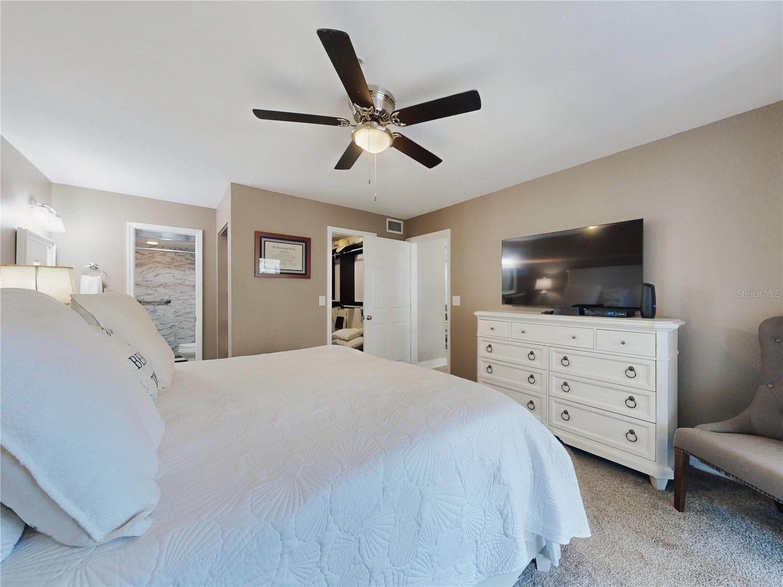 BOUCHELLE ISLAND CONDO - Residential
