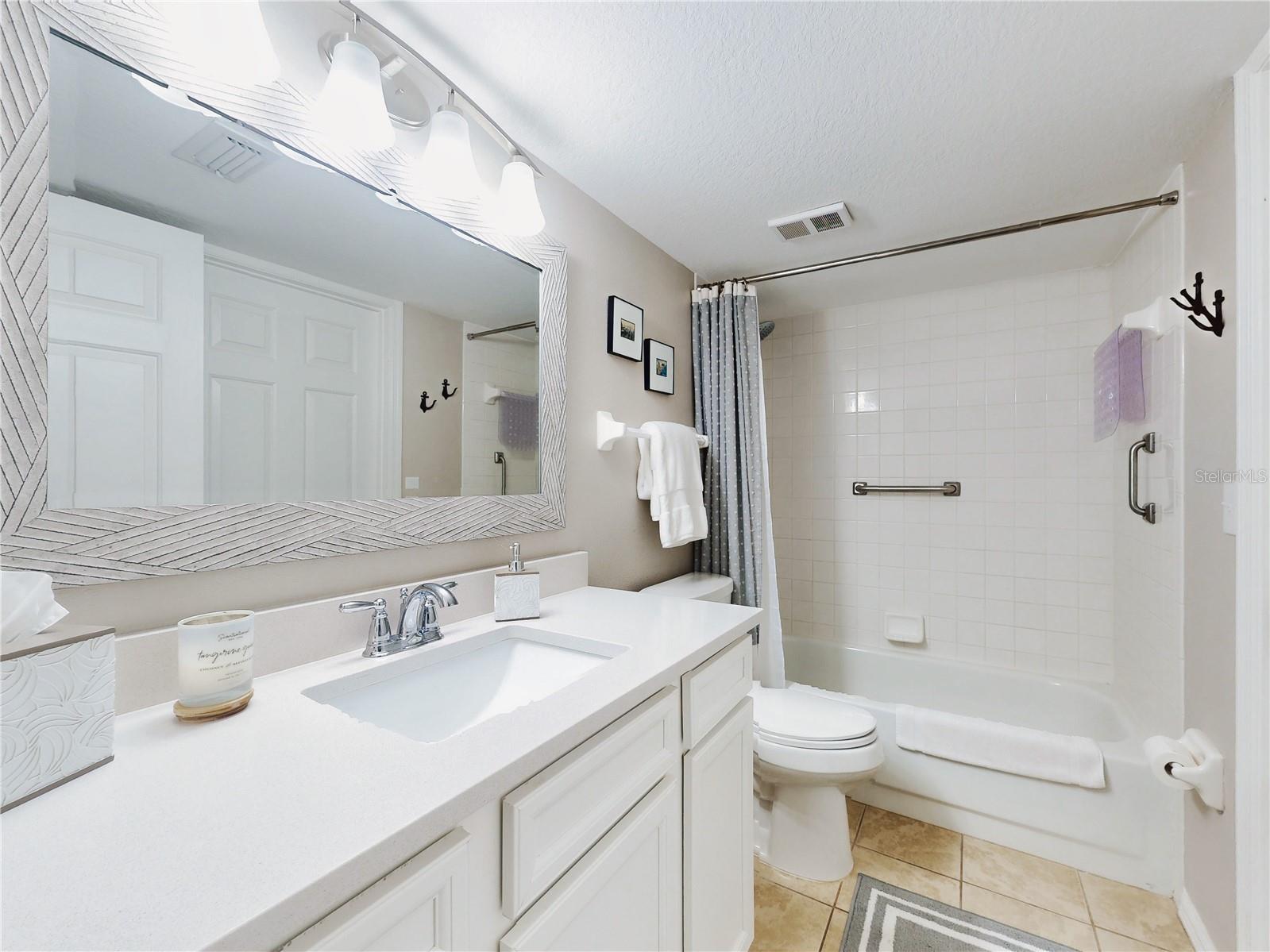 BOUCHELLE ISLAND CONDO - Residential