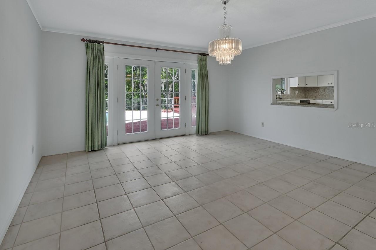 ARROYO VISTA - Residential