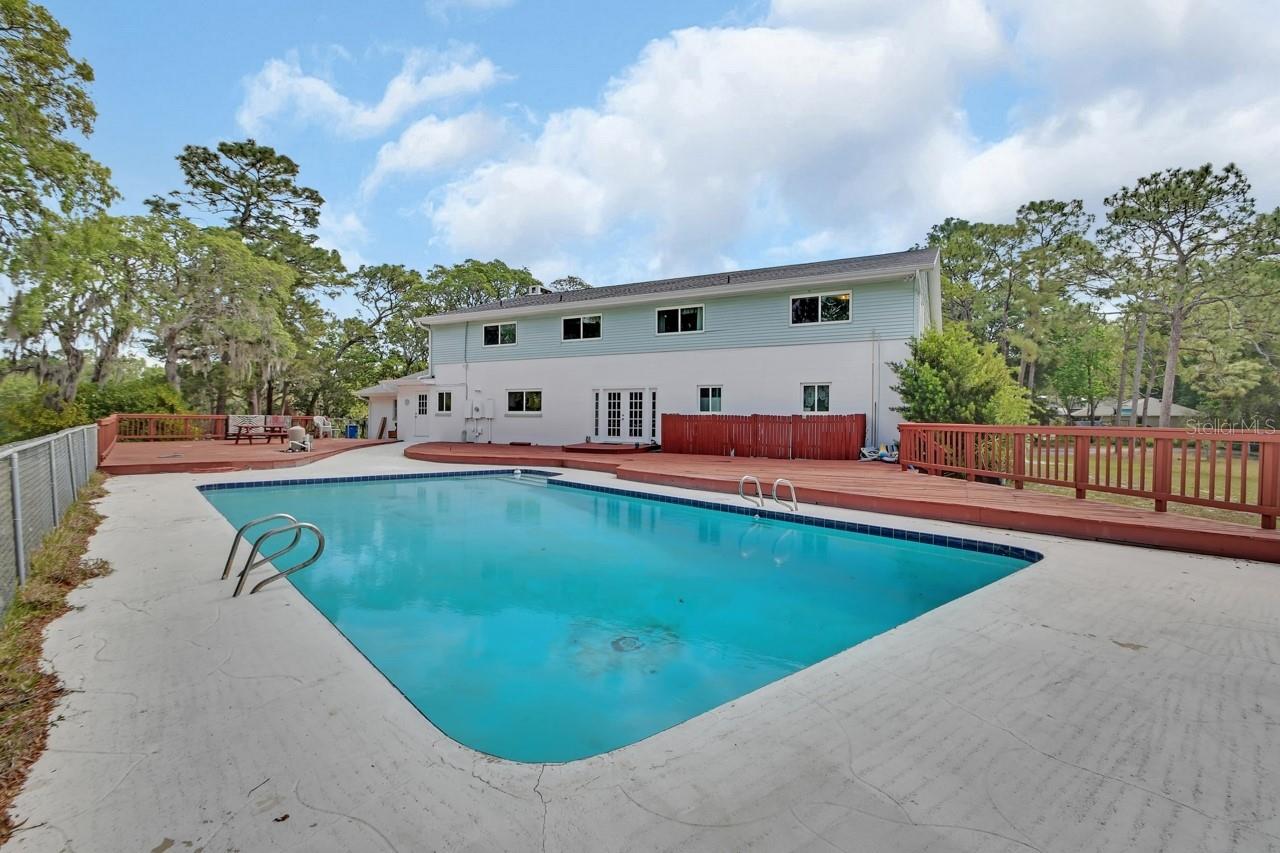 ARROYO VISTA - Residential