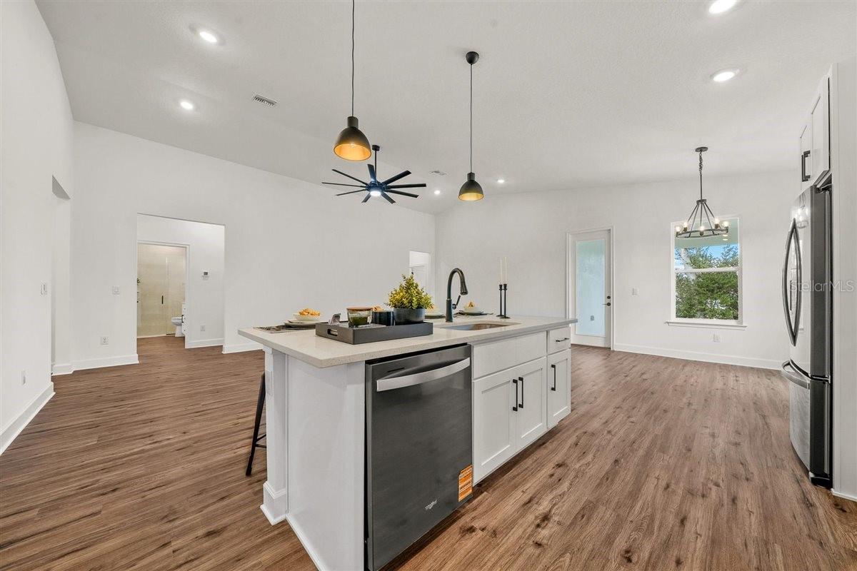 SPRING HILL - Residential