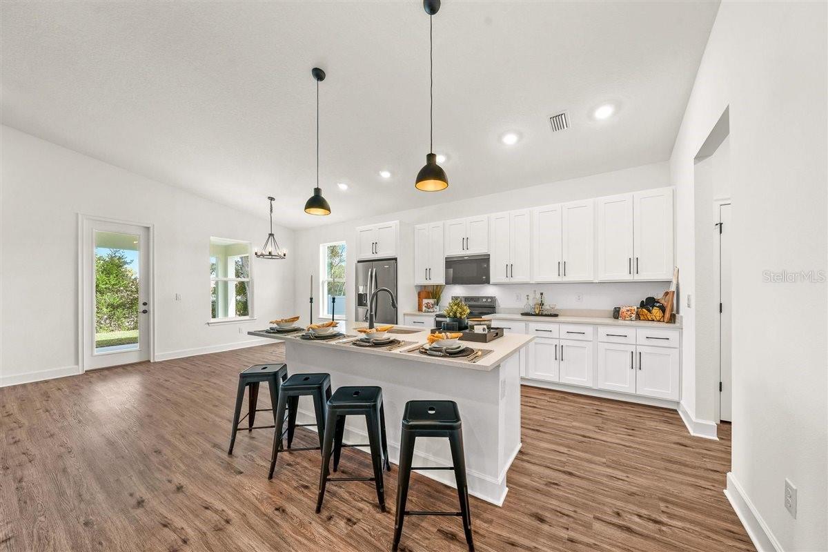 SPRING HILL - Residential