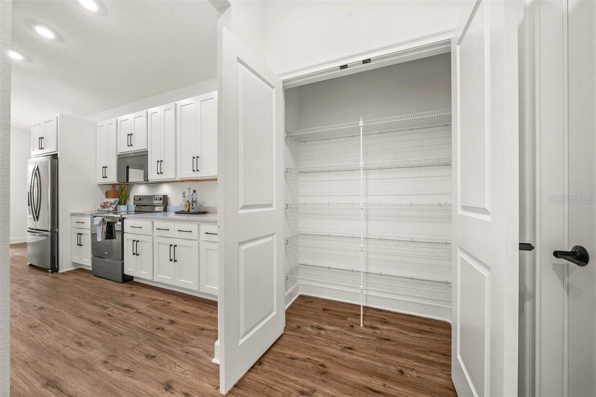 SPRING HILL - Residential