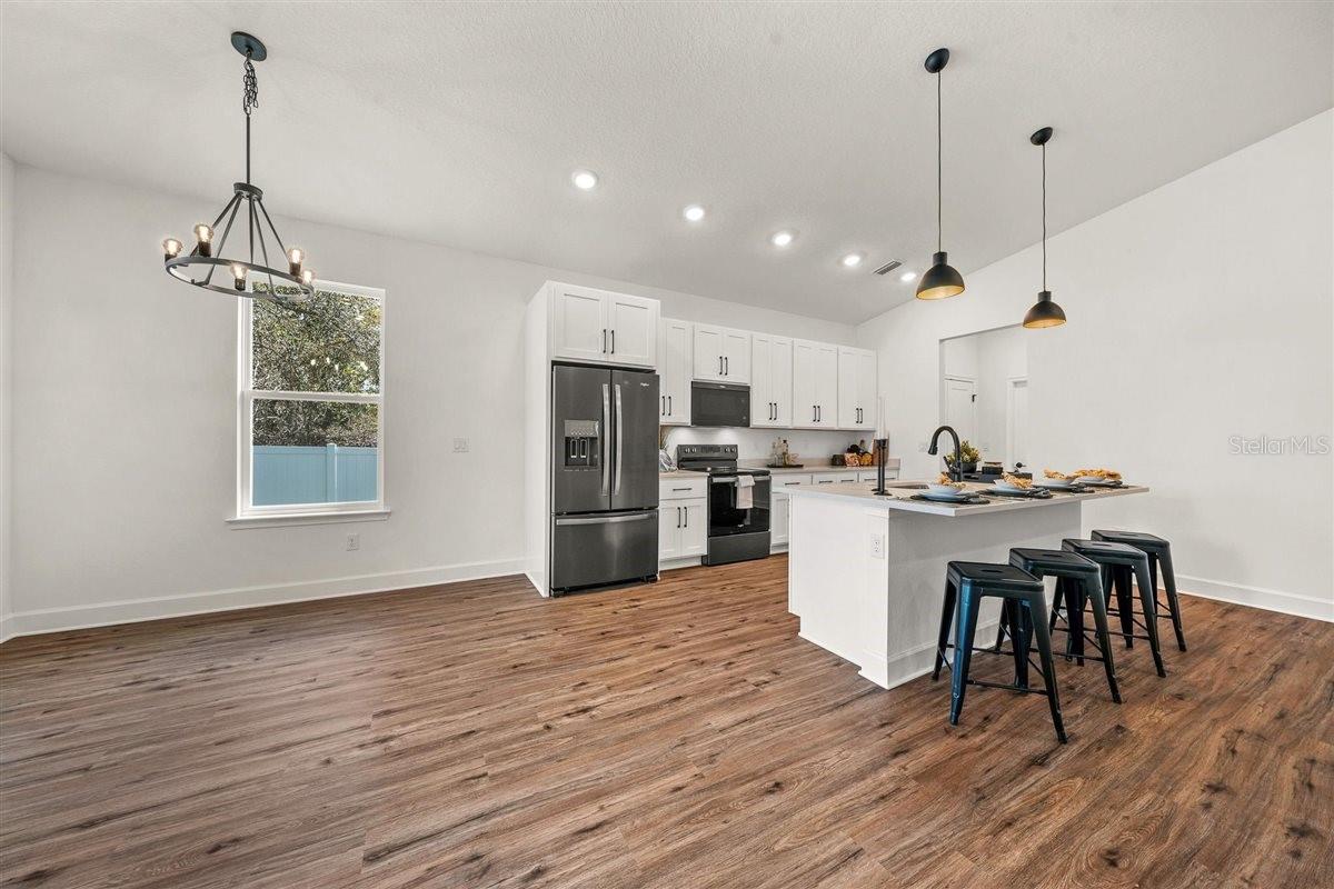 SPRING HILL - Residential