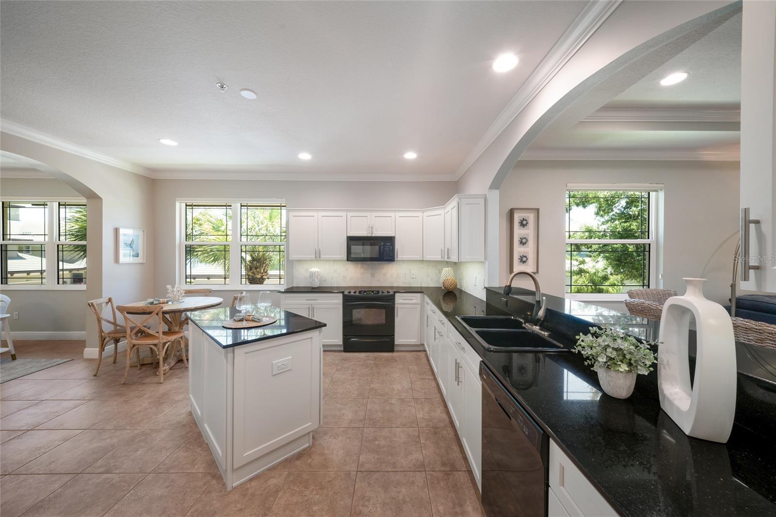 THE MOORINGS AT EDGEWATER II - Residential