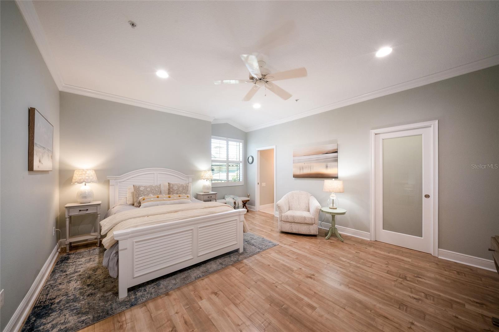 THE MOORINGS AT EDGEWATER II - Residential
