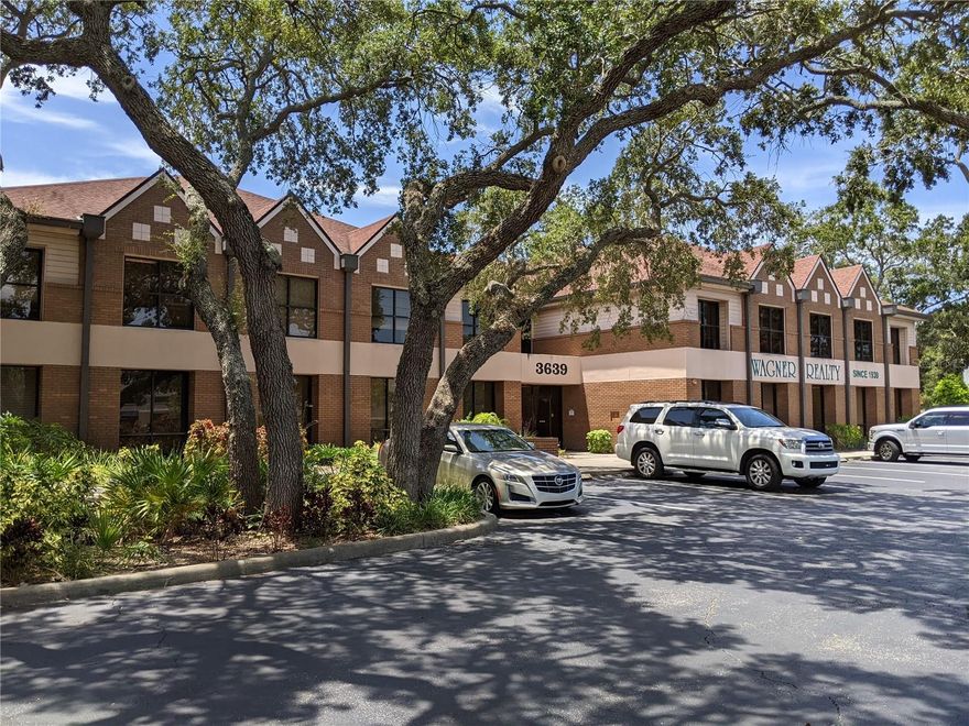 Office spaces in a variety of sizes for lease in the beautiful Wildewood Professional Park. Wildewood features a tranquil wooded and peaceful environment welcoming to any clientele while also being centrally located in Bradenton, Florida. This park is on the highly trafficked Cortez Road commercial corridor providing a prominent location with convenient access to West Bradenton, Downtown, and Lakewood Ranch.