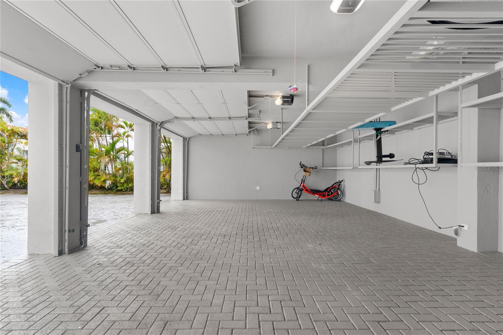 DORADO BEACH EAST - Residential