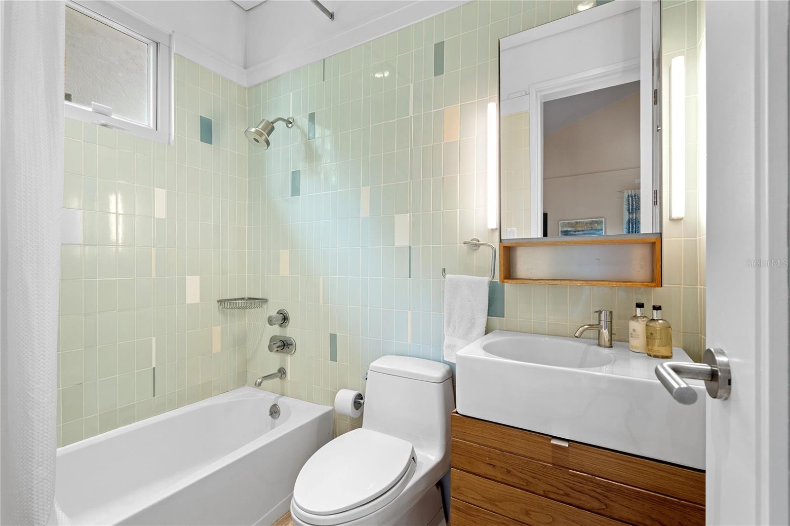 DORADO BEACH EAST - Residential