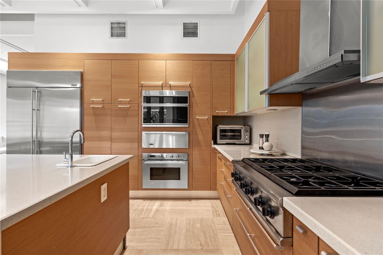 DORADO BEACH EAST - Residential