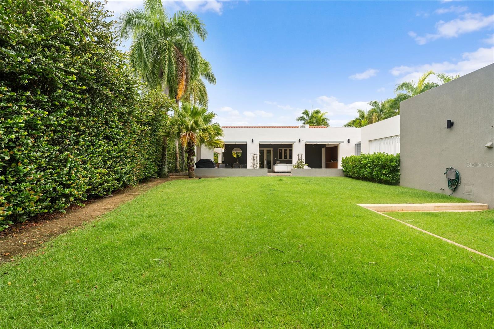 DORADO BEACH EAST - Residential