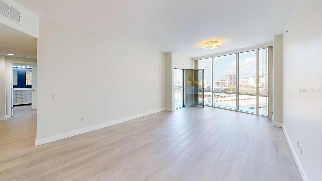 Photo of 322 E Central Boulevard #1206, Orlando, FL 32801 (MLS # O6420379)