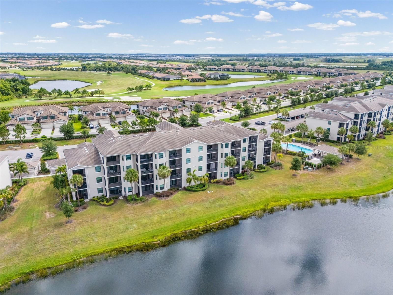 TERRACE VI AT LAKEWOOD NATIONAL PH I - Residential