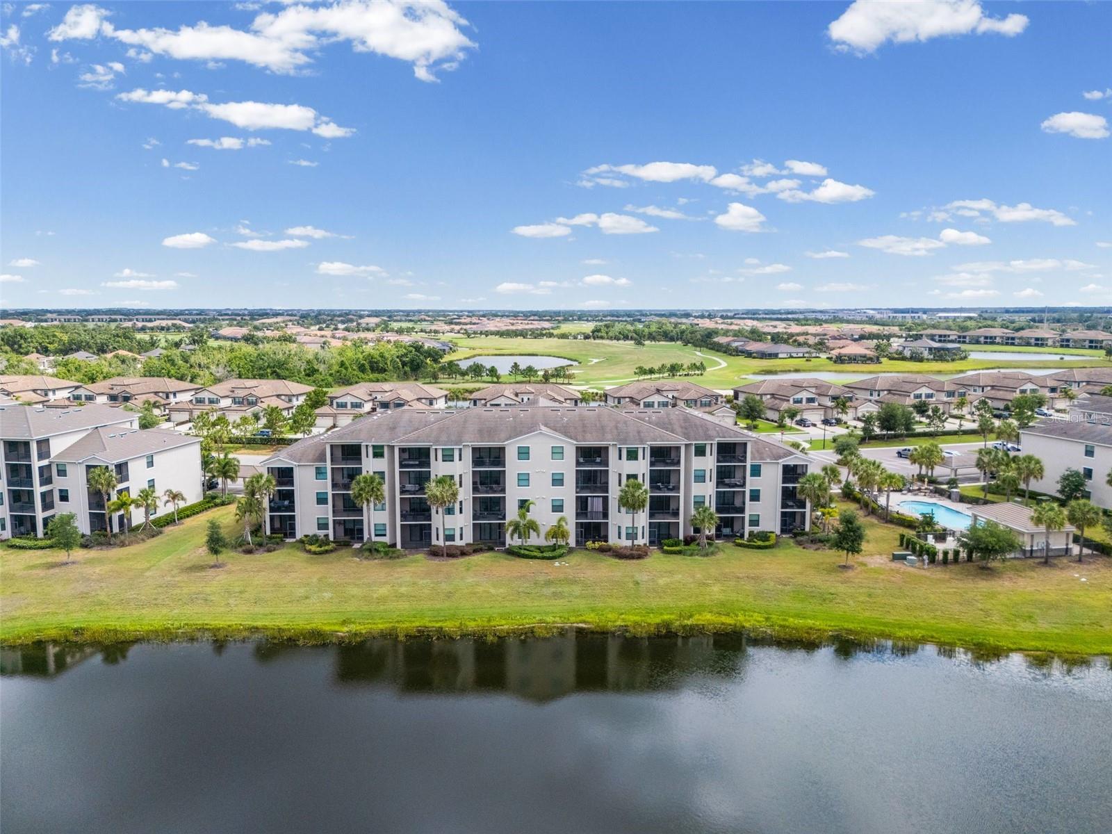 TERRACE VI AT LAKEWOOD NATIONAL PH I - Residential