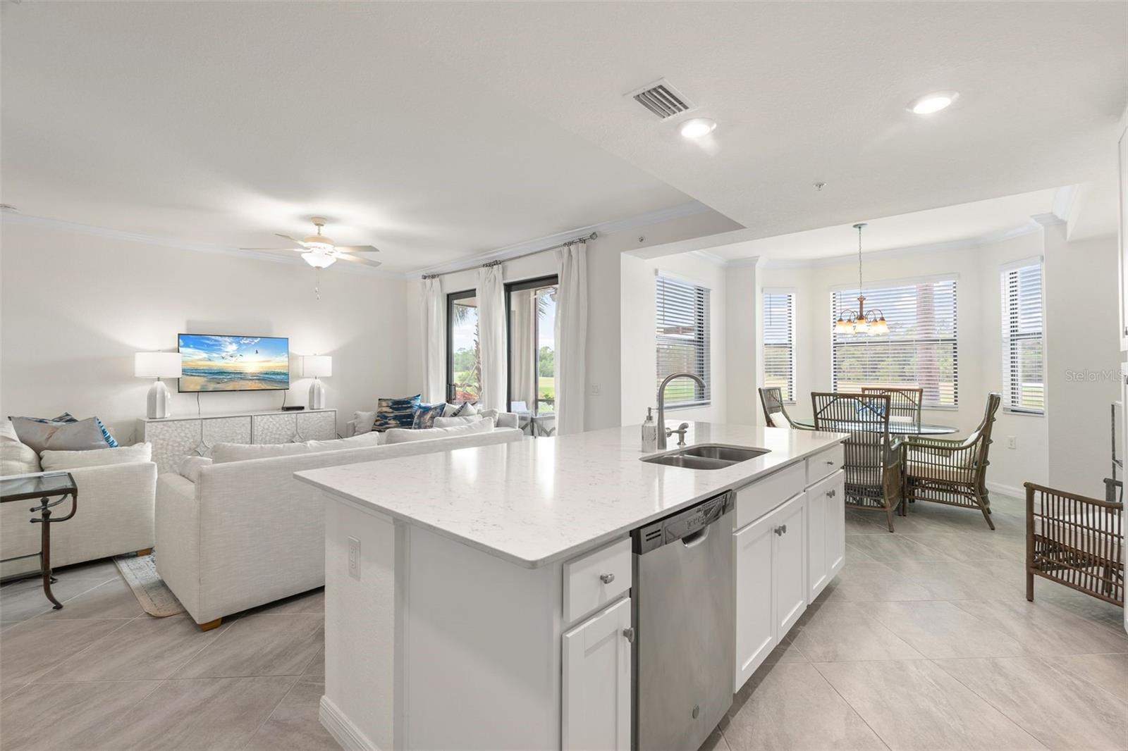 TERRACE VI AT LAKEWOOD NATIONAL PH I - Residential