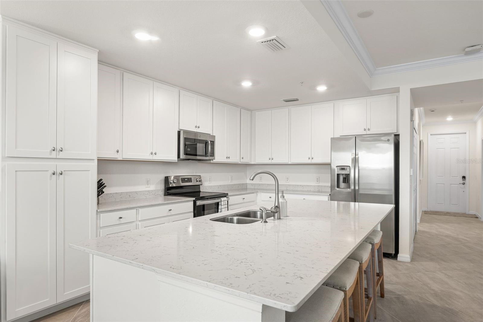 TERRACE VI AT LAKEWOOD NATIONAL PH I - Residential