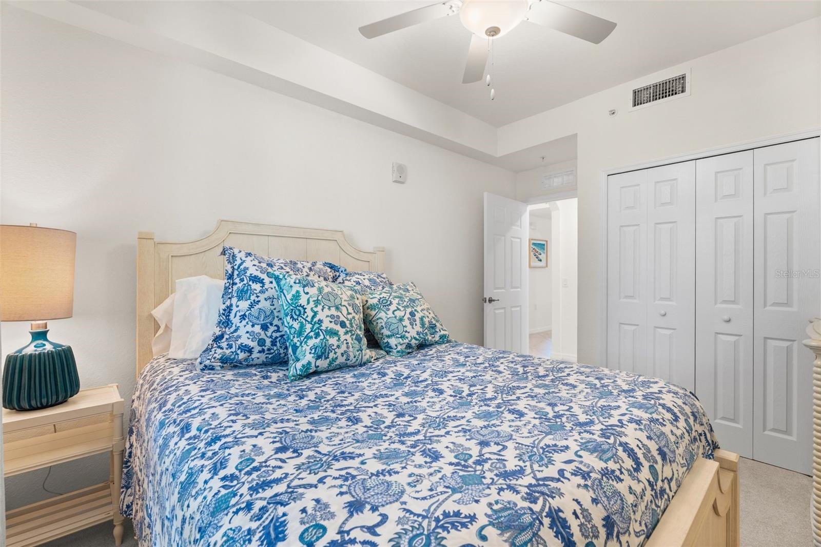 TERRACE VI AT LAKEWOOD NATIONAL PH I - Residential