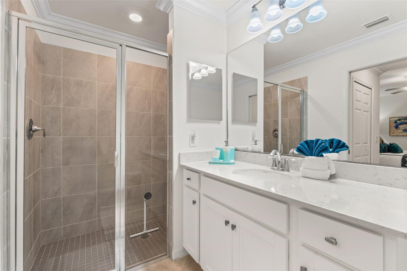 TERRACE VI AT LAKEWOOD NATIONAL PH I - Residential