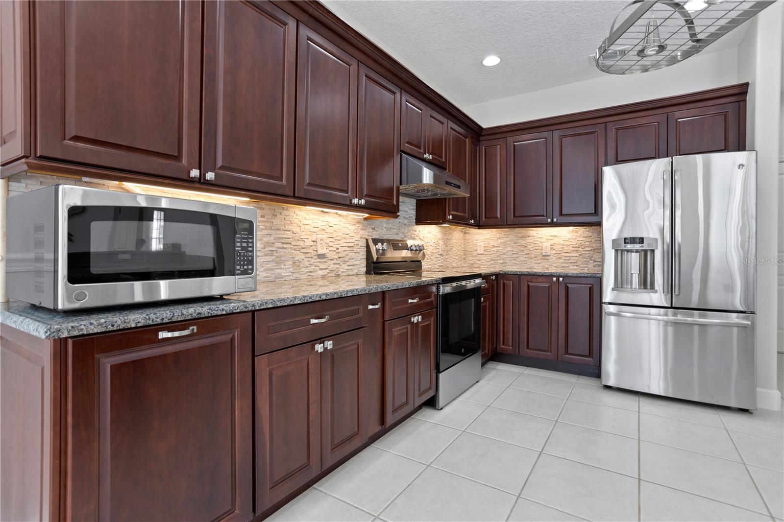 LIVE OAK RESERVE UNIT TWO - Residential