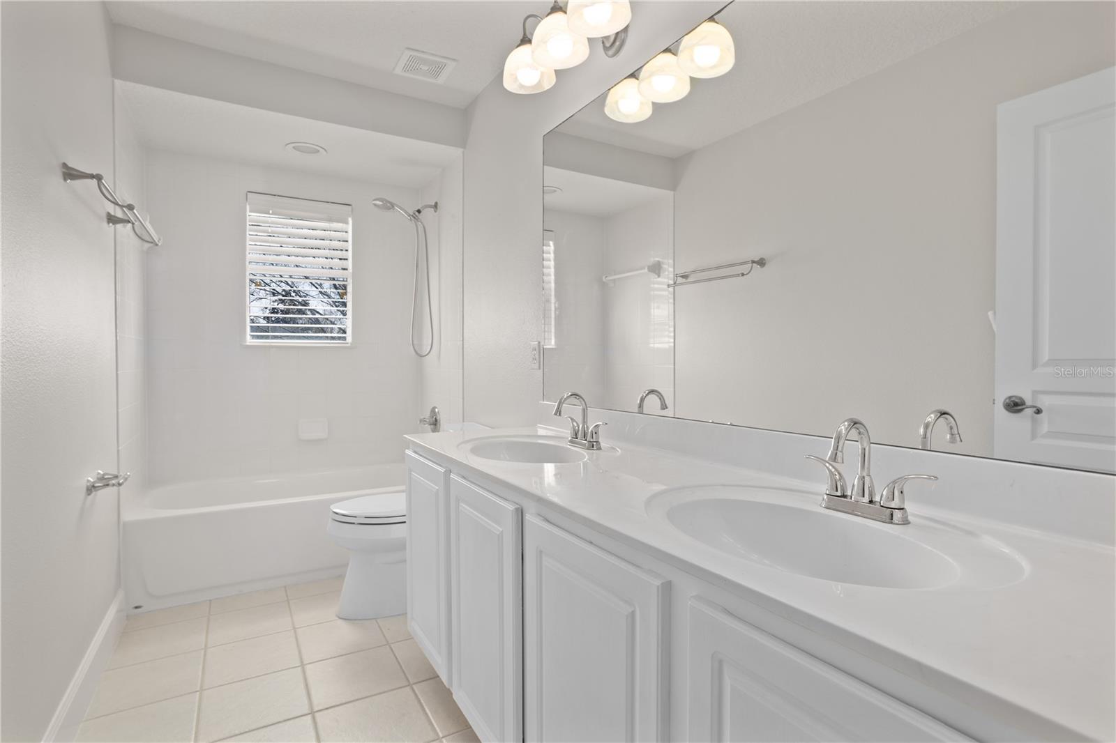 LIVE OAK RESERVE UNIT TWO - Residential