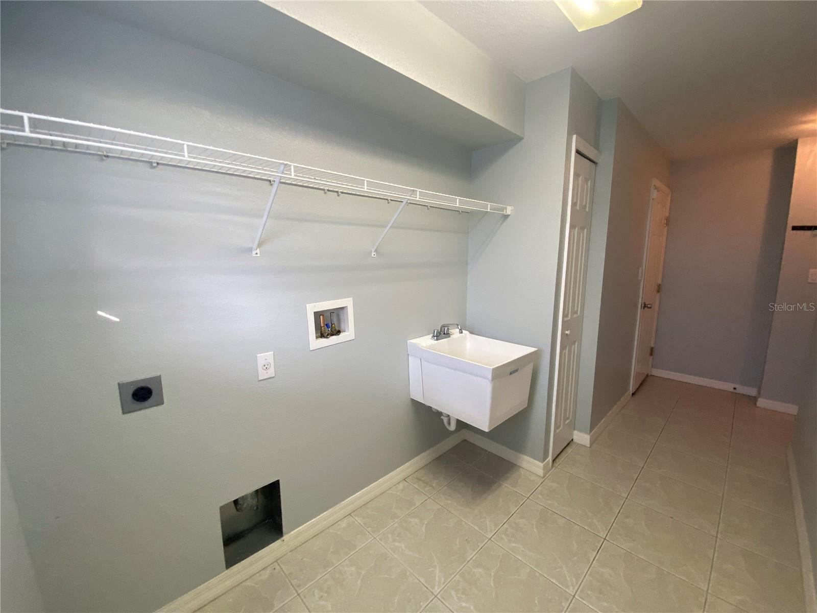 PUNTA GORDA ISLES SEC 20 - Residential Lease