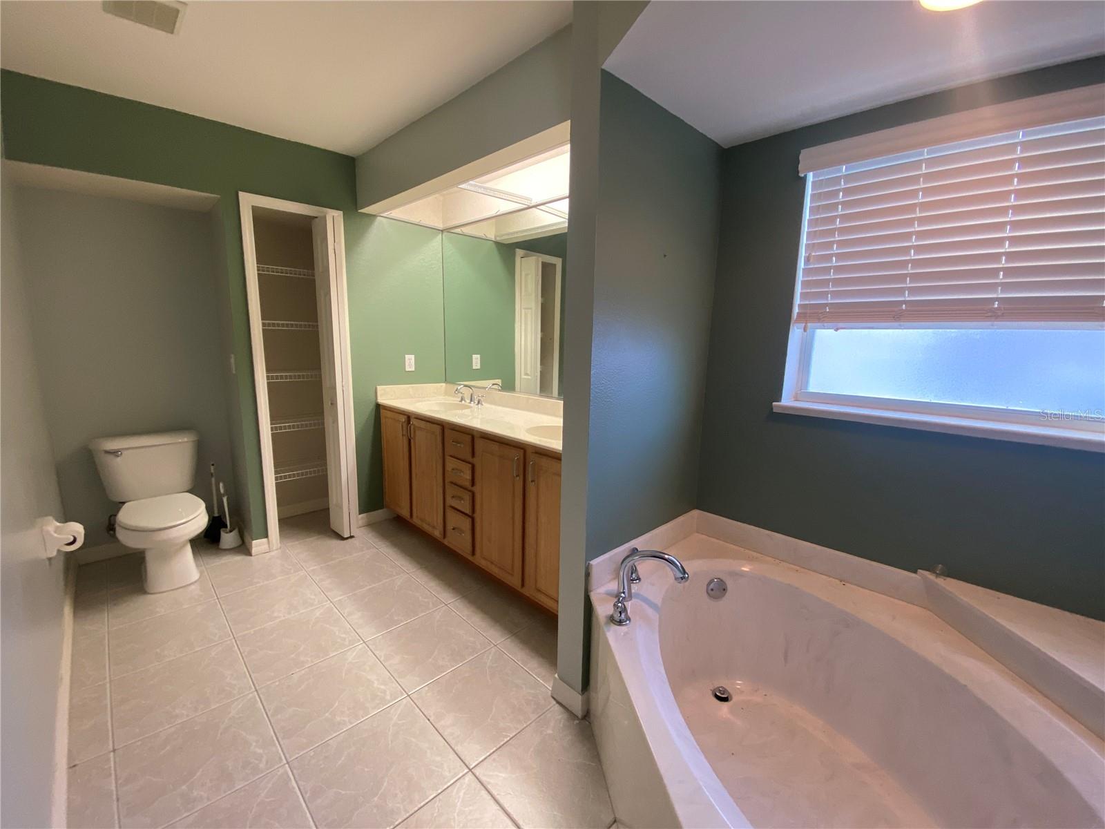 PUNTA GORDA ISLES SEC 20 - Residential Lease