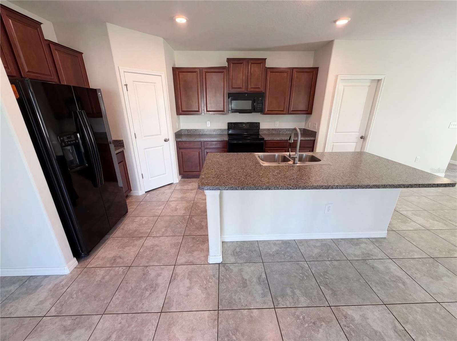 17005 PEACEFUL VALLEY DRIVE