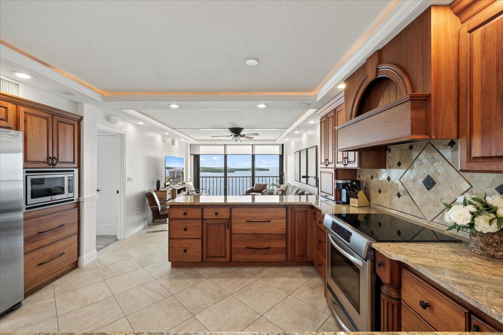 4550 BAY BOULEVARD 1231