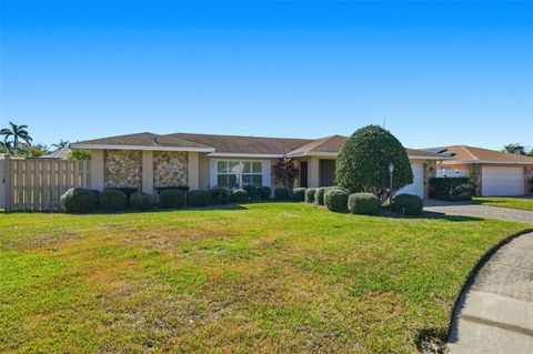 Photo of 13442 105th Avenue, Largo, FL 33774 (MLS # TB8472032)