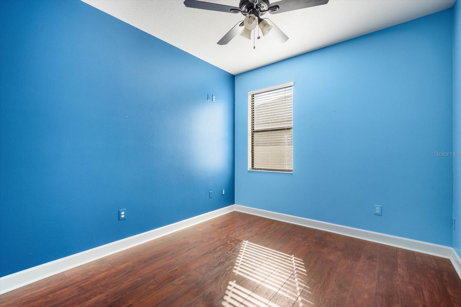 OAK CREEK - Residential