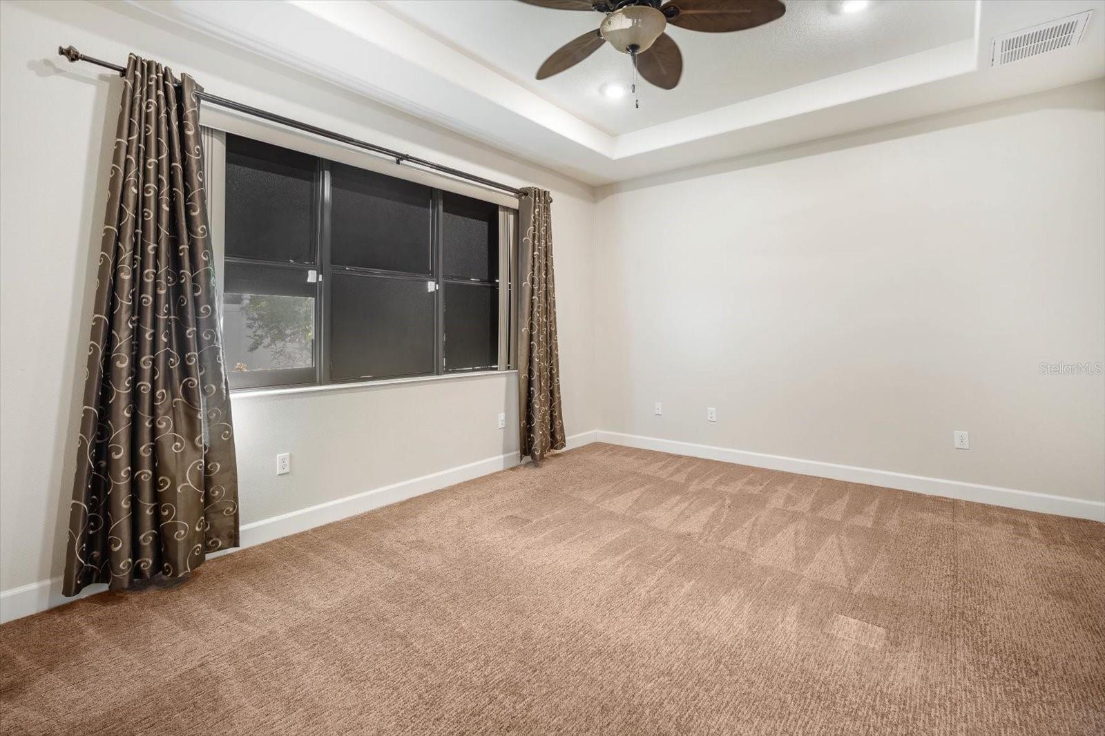 OAK CREEK - Residential