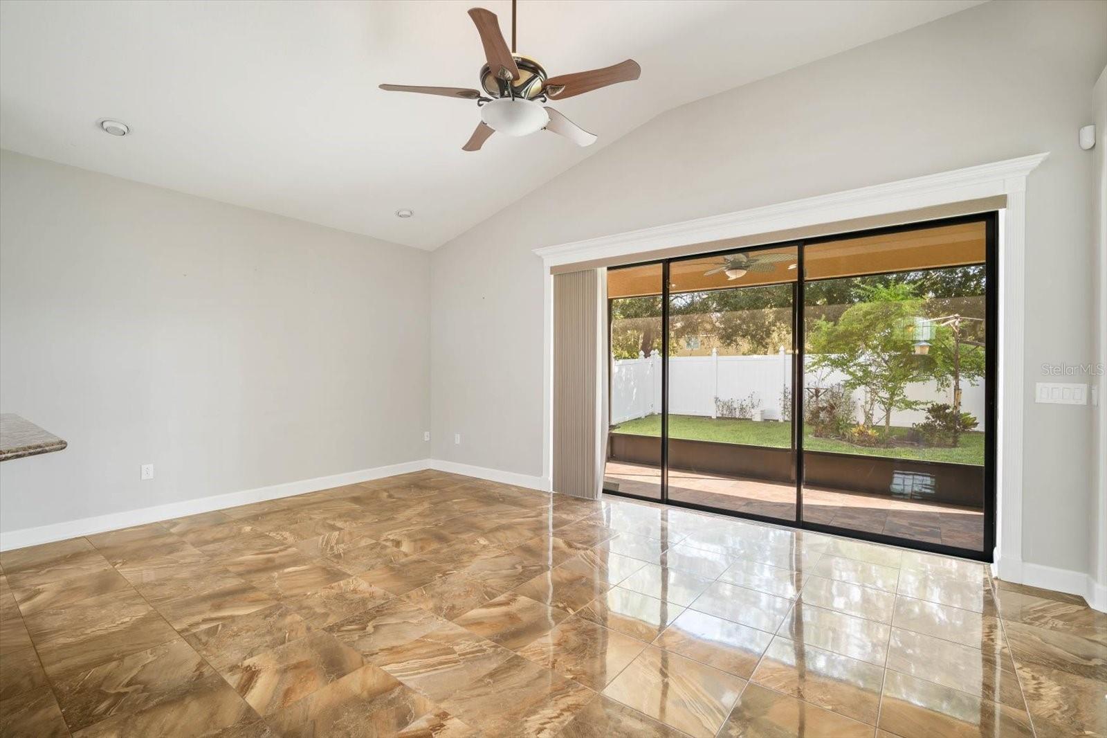 OAK CREEK - Residential