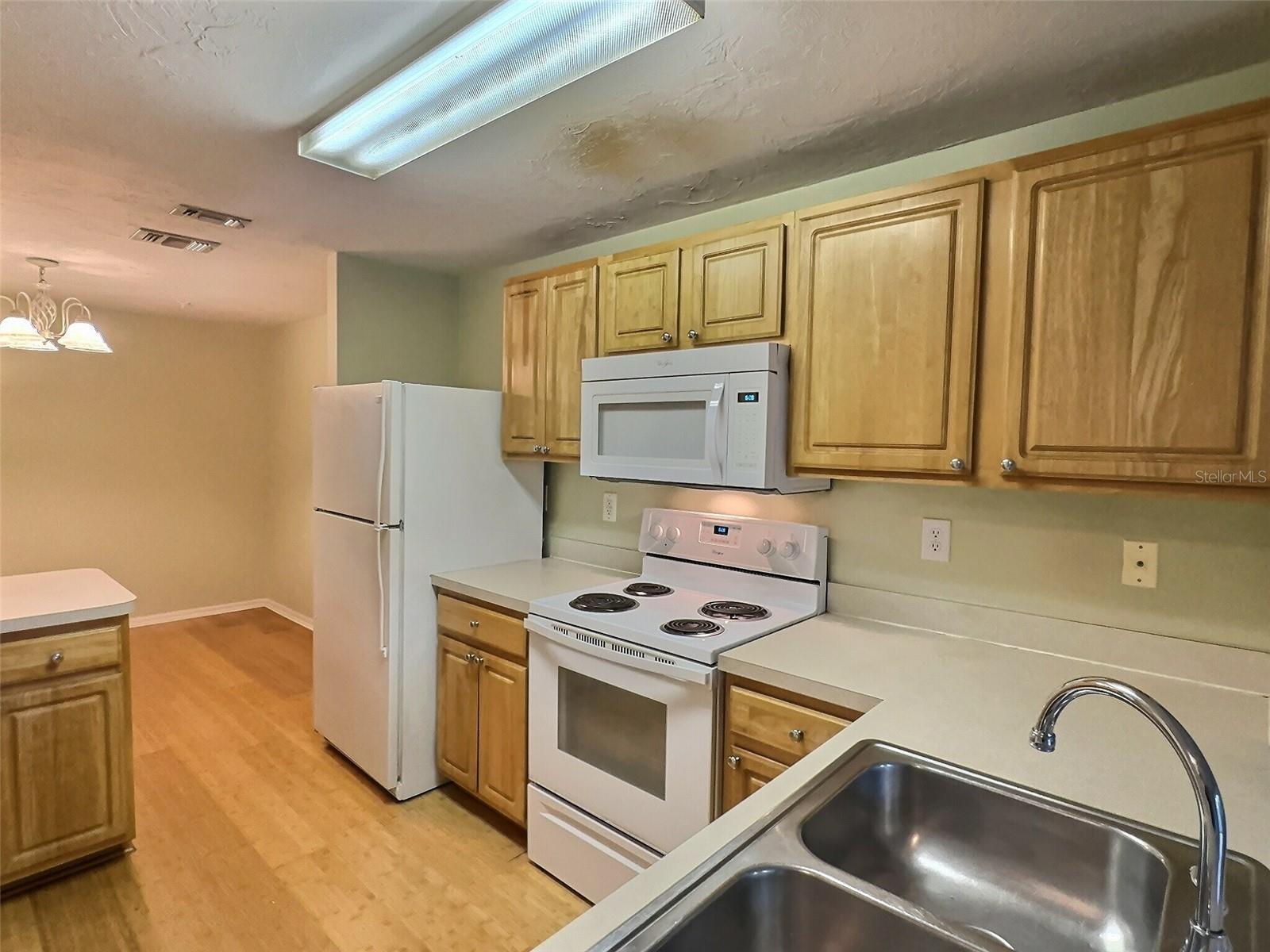 LAS PALMAS OF SARASOTA - Residential