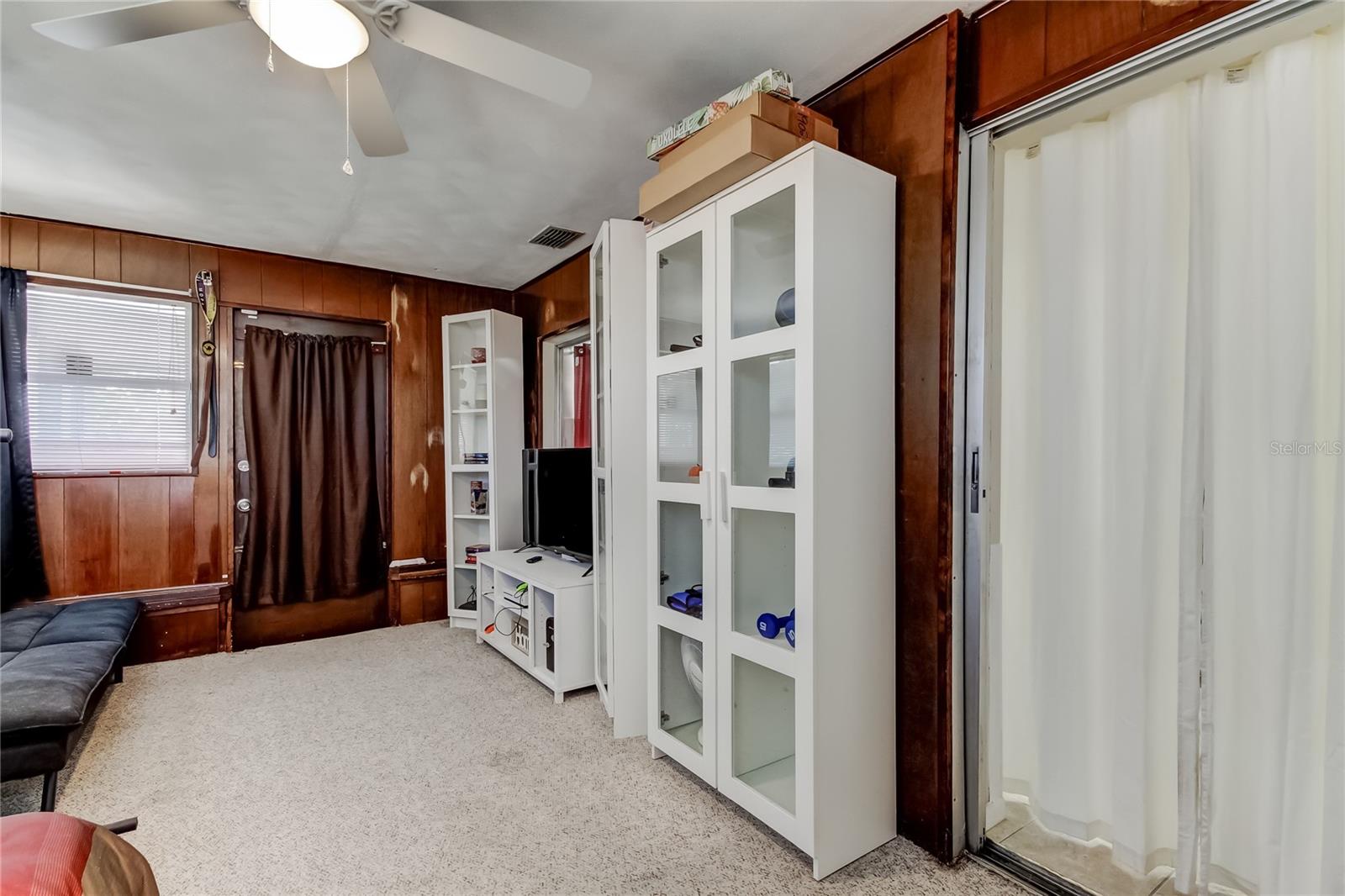 BEACON SQUARE - Residential