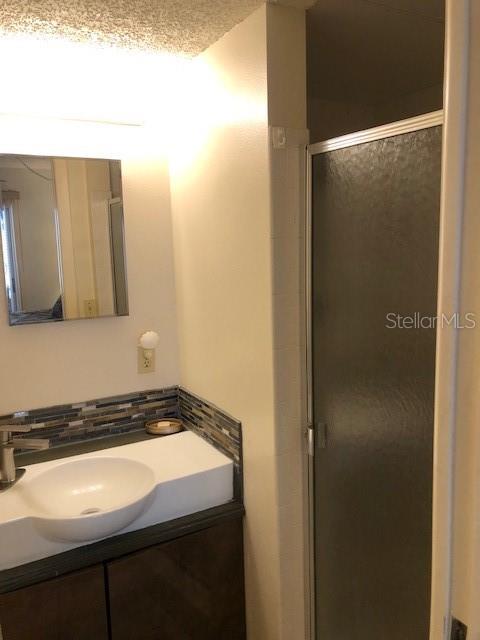 VILLA D ESTE SEC A - Residential Lease