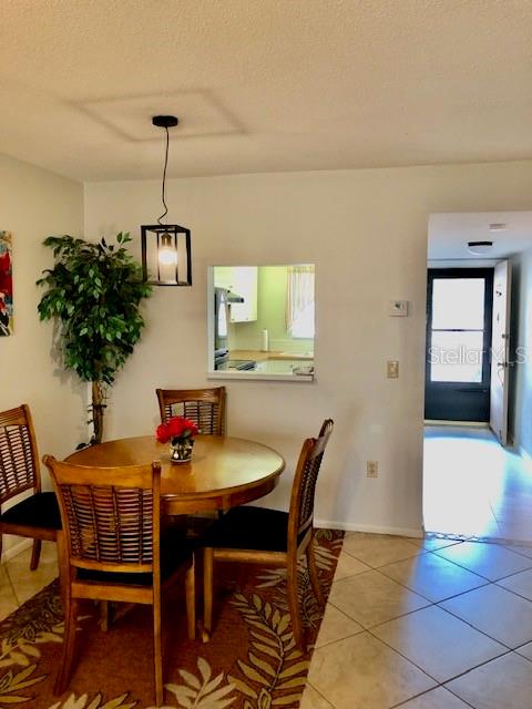 VILLA D ESTE SEC A - Residential Lease