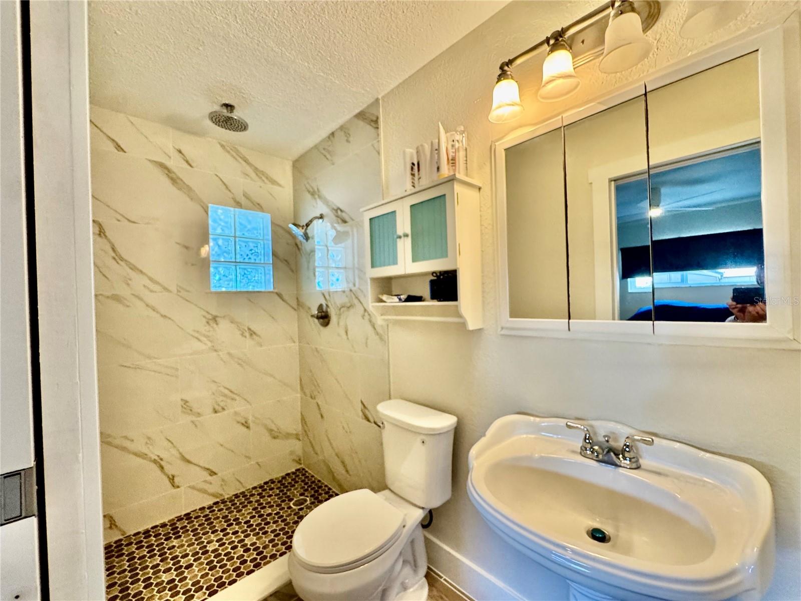 PIRATE HARBOR - Residential